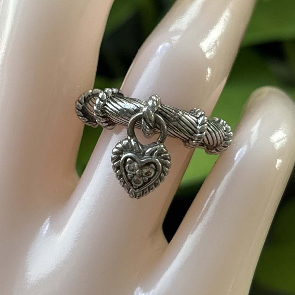 Judith Ripka Sterling Silver Heart Dangle Ring Size 7 Textured Band Stacking